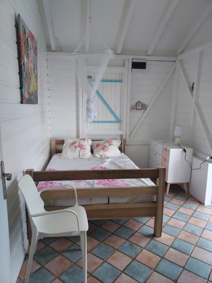 La Villa Caribeenne De La Plage Des Surfeurs 拉特里尼泰 外观 照片